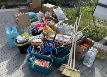  Sbírka pro pomoc rodinám zasaženým povodněmi